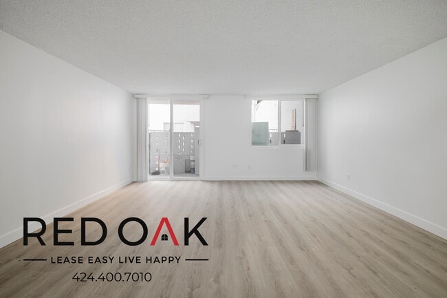 Building Photo - 1500 S Gramercy Pl