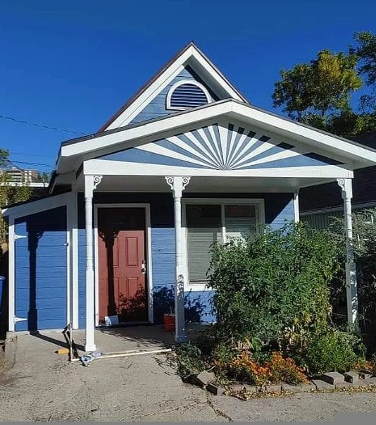 Building Photo - 523 Windsor St