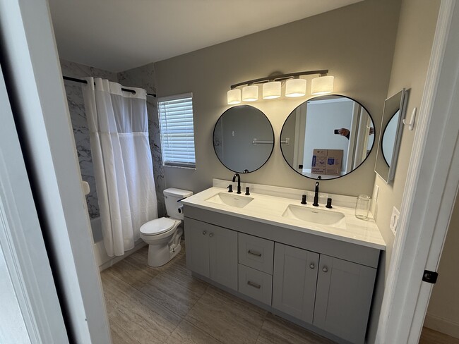 Building Photo - 3025 Greynolds St