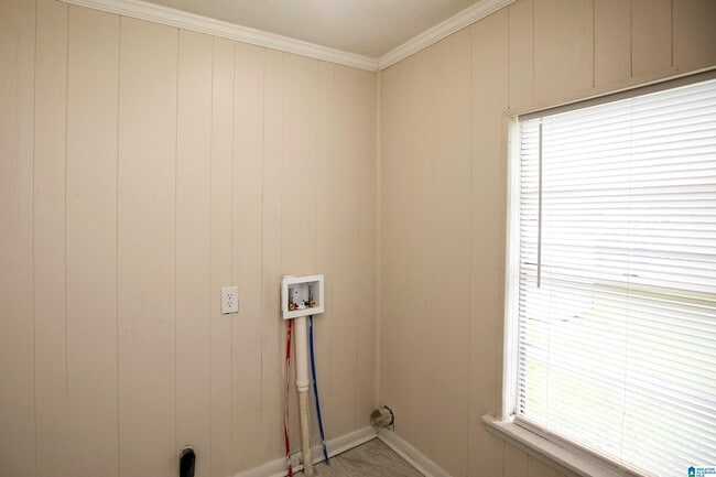 Building Photo - 1133 7th Ave