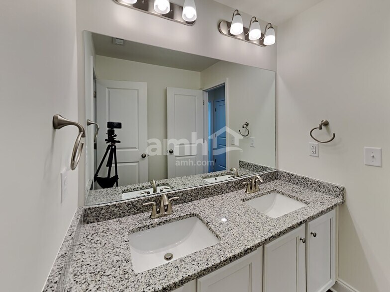 Building Photo - 1210 Ashlyn Ct
