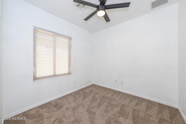 Building Photo - 10401 Yew Pl