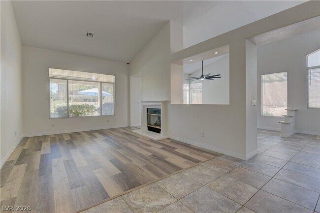 Building Photo - 8437 Willowleaf Ct