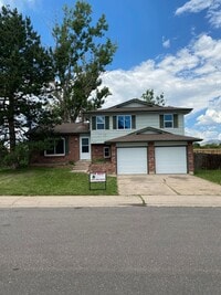 Building Photo - Family Style Home In The Coveted Marsten Neighborhood!
