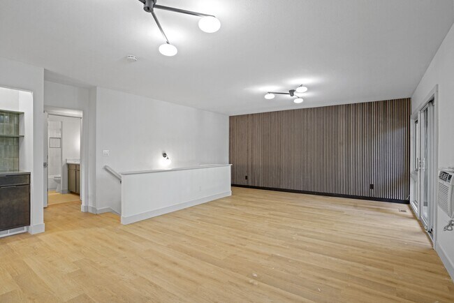 Floorplan - 815 Dewey Ave