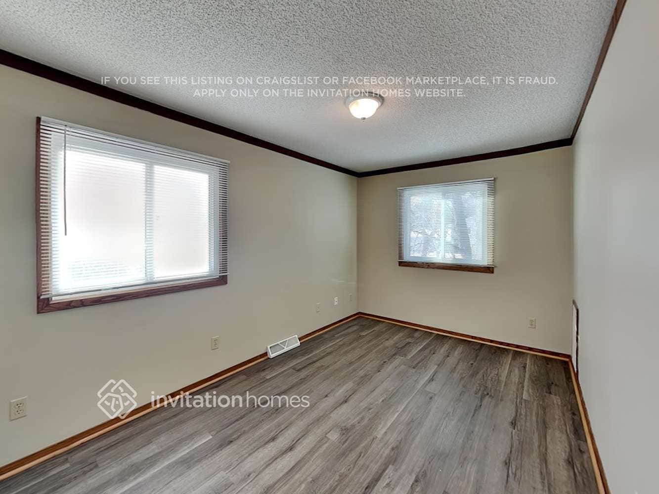 Building Photo - 11932 Pennsylvania Ave N