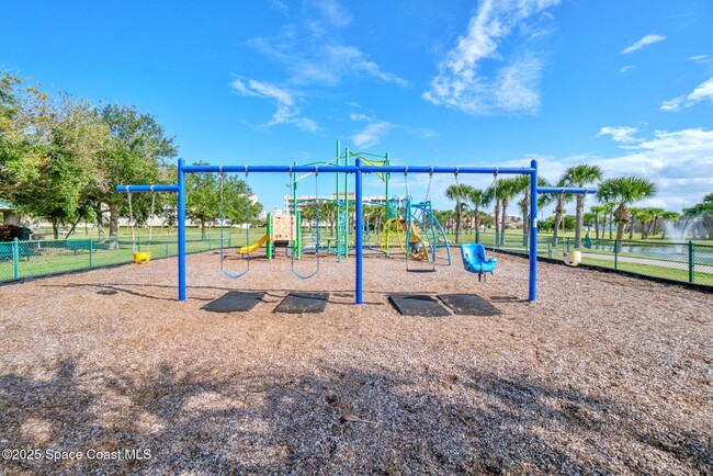 Building Photo - 8657 Villanova Dr
