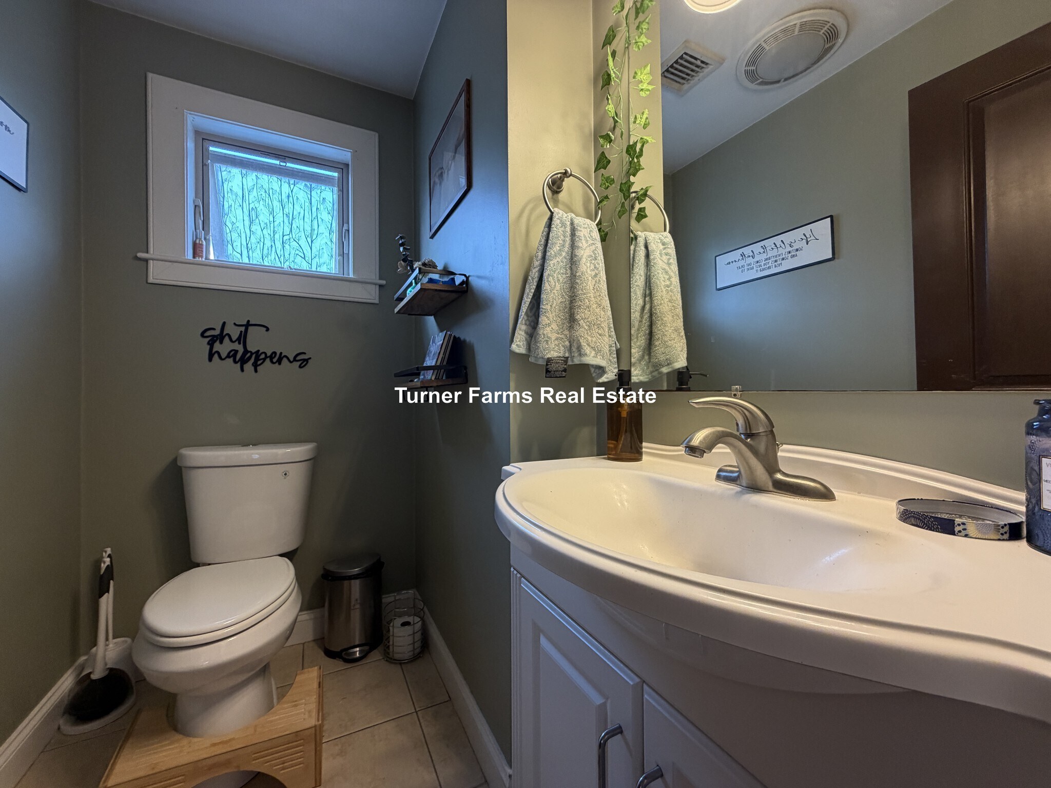 Building Photo - 31 Humphreys St