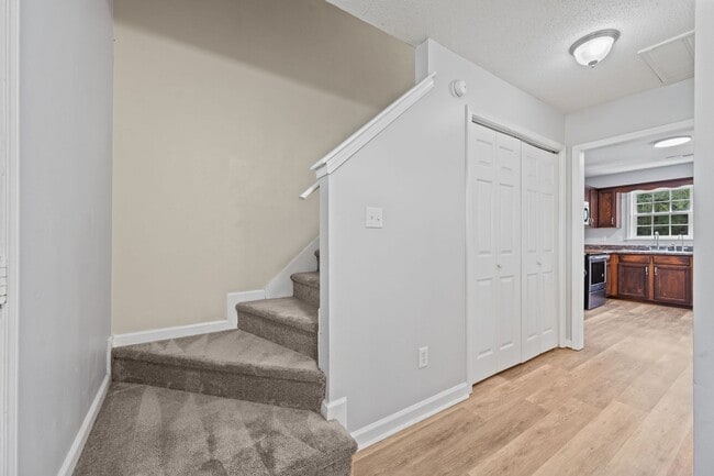 Building Photo - Welcome to Dartmoor Trail!