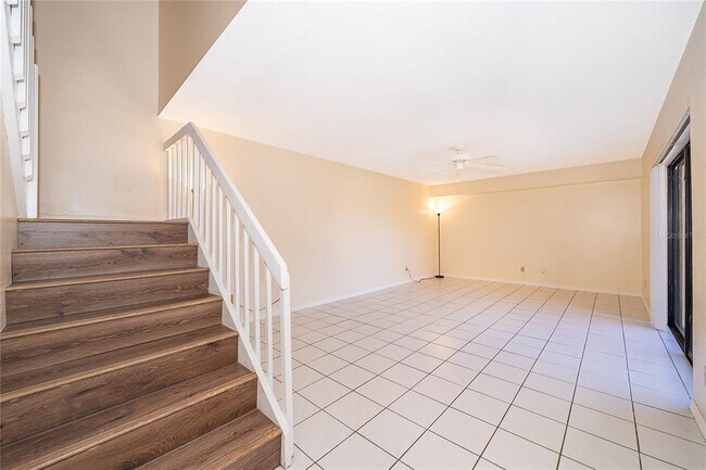 Building Photo - 5258 Coral Ct