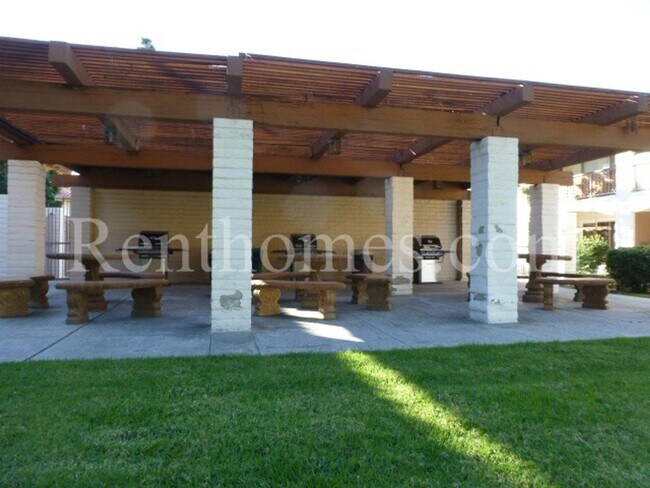 Building Photo - 6039-101 Rancho Mission Road