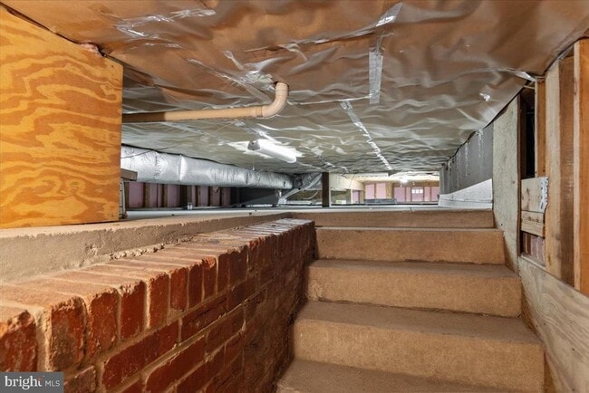 Building Photo - 4817 Chevy Chase Blvd