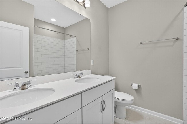 Building Photo - 698 Cherry Elm Dr