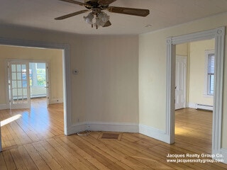 Building Photo - 548 Broadway