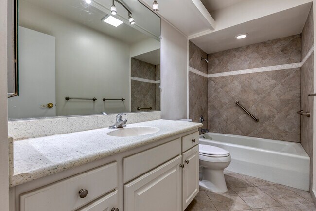 Primary Bathroom - 3535 1st Ave