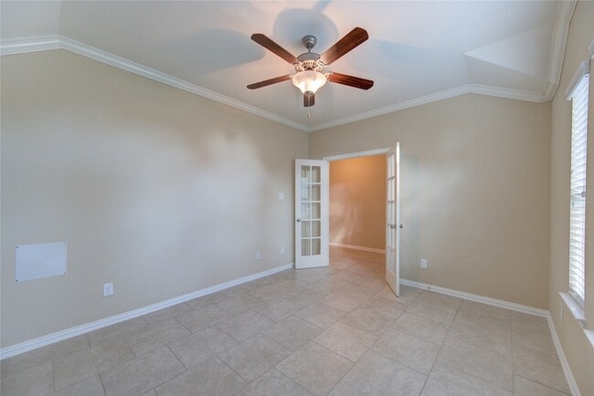 Building Photo - 6519 Point Hollow Ln