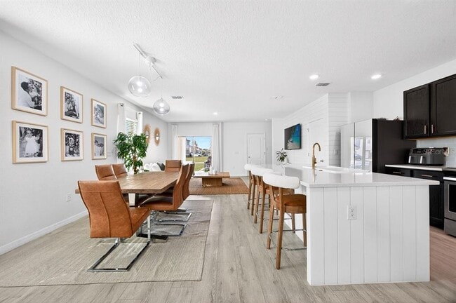 Building Photo - 1849 Red Canyon Dr