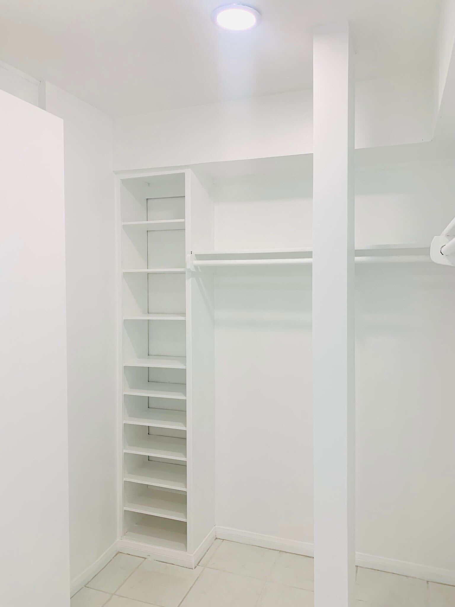 Building Photo - 5301 Balboa Blvd