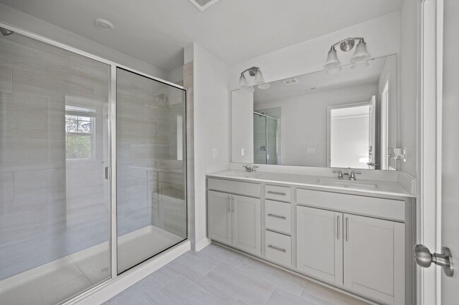Building Photo - Charming 3 Bedroom Home located in Wake Forest