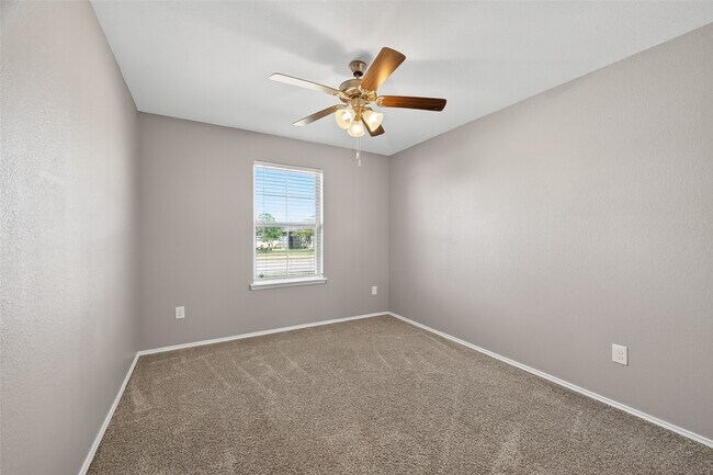 Building Photo - 3311 Specklebelly Dr.