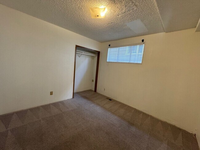 Building Photo - Cozy 4 bed 2 bath home in South Seattle