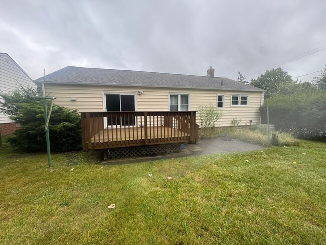 Building Photo - Charming 3-Bed Ranch in Parma FOR RENT!