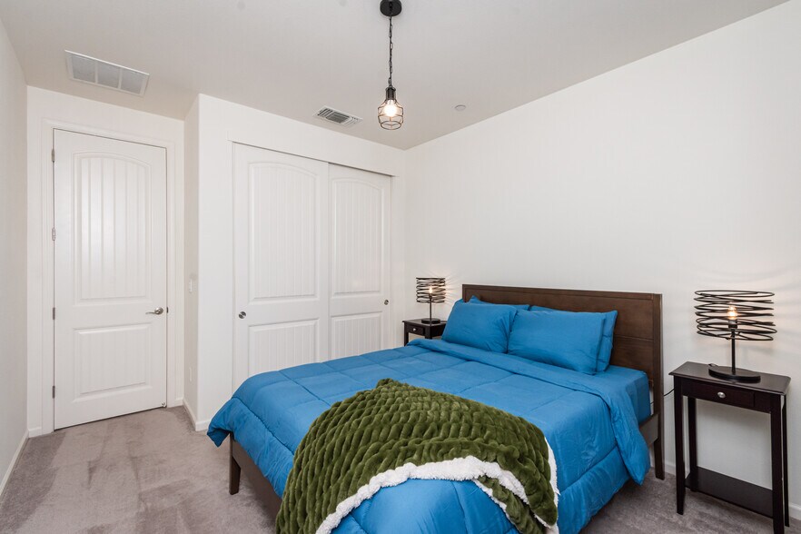 Building Photo - 4412 Natomas Central Dr