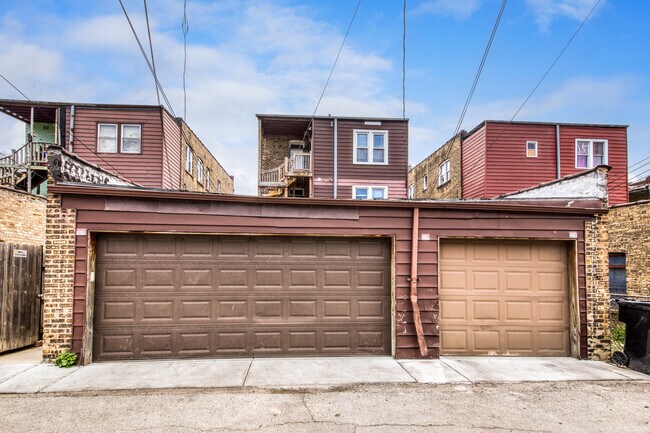 Building Photo - 4834 N Springfield Ave