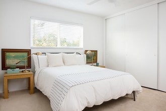 Building Photo - 360 Lime Ave