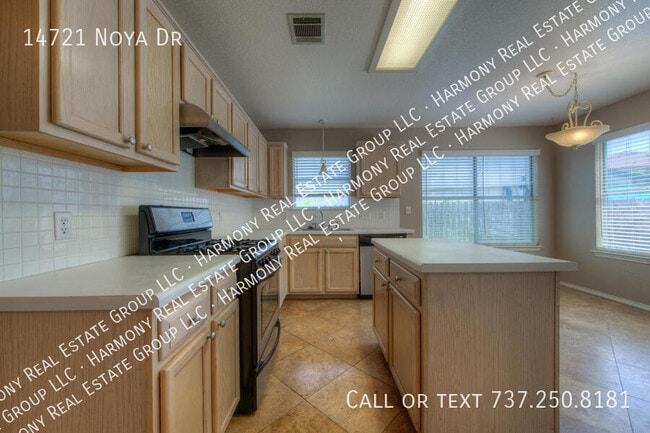 Building Photo - 14721 Noya Dr