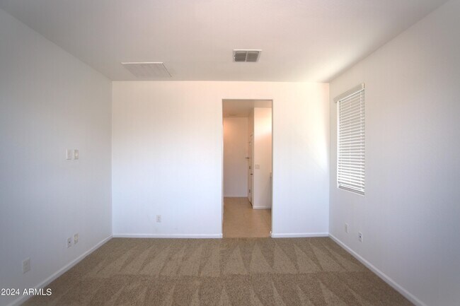 Building Photo - 9210 W Willow Bend Ln