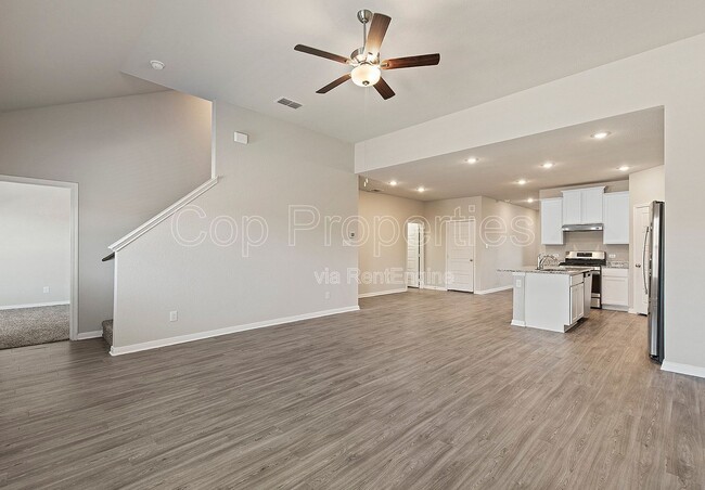 Building Photo - 5103 Topaz Bnd