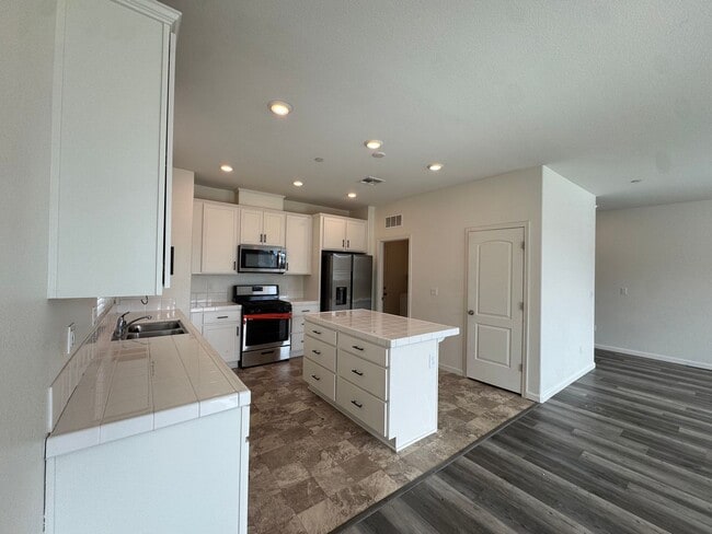 Building Photo - 3602 Hawks Peak Dr