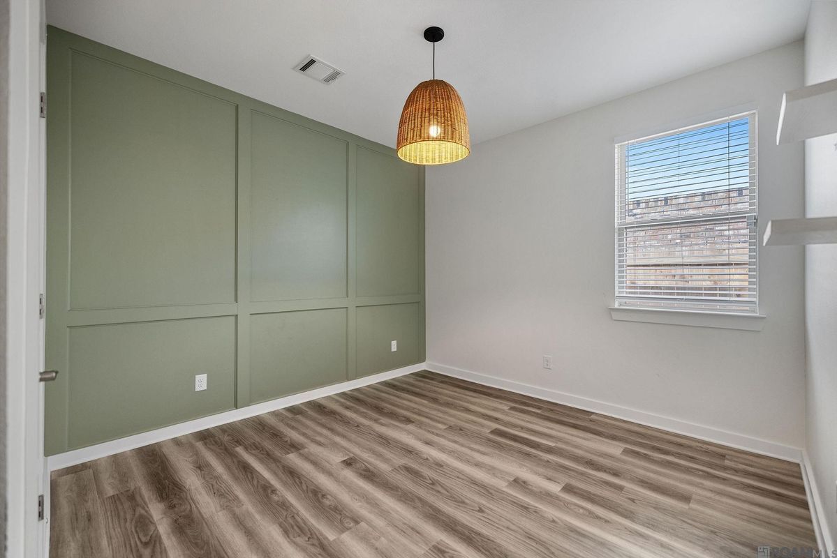 Building Photo - 12856 Silverbell Ave