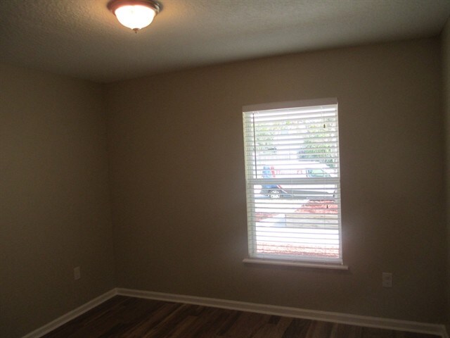 Building Photo - 2438 Tyson Lake Dr