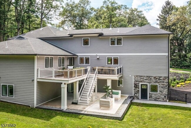 Building Photo - 315 Freemans Ln