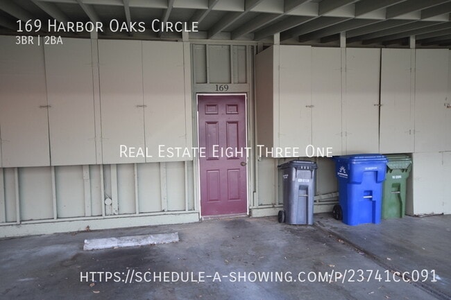 Building Photo - 169 Harbor Oaks Cir