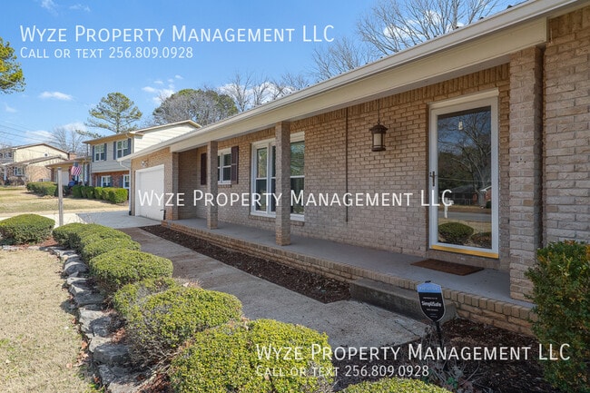 Building Photo - 2105 Manassas Dr SW