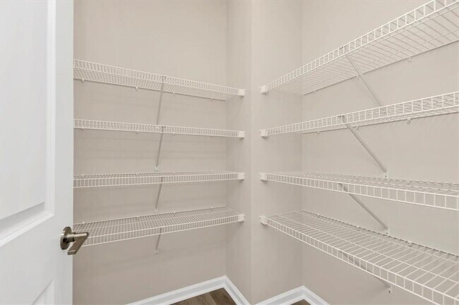 Building Photo - 136 Matson Run SW