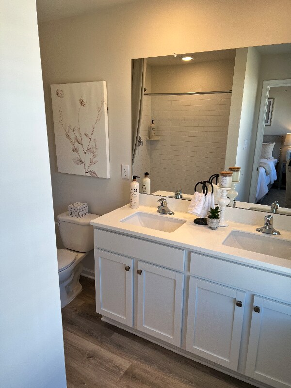 Building Photo - 275 Macoun Way