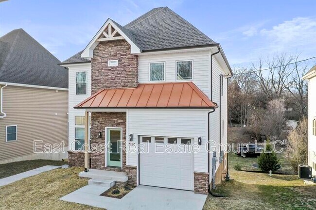 Building Photo - 530 N 3rd St