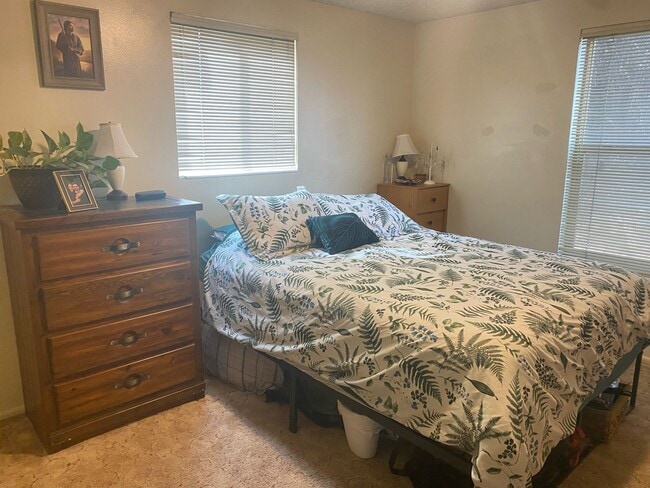 Building Photo - 1B/1B Pet Friendly Apartment South of BYU