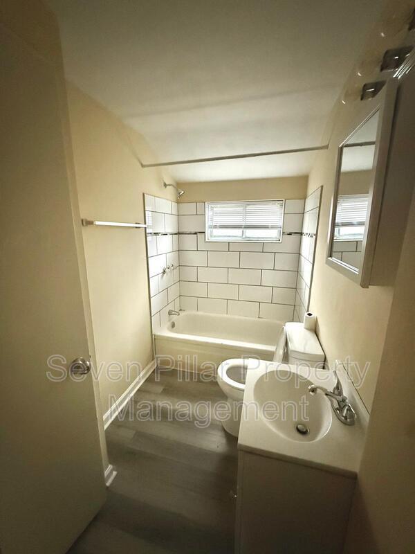 Building Photo - 3733 Briggs Rd