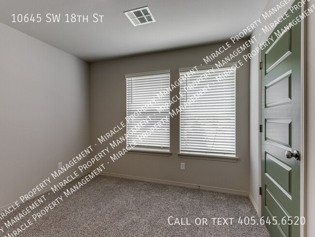 Building Photo - 10645 SW 18th St