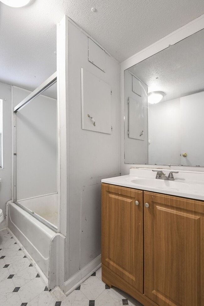 Building Photo - Temple GA - Paulding County - 3 bedrooms/2 baths $1350.00/month