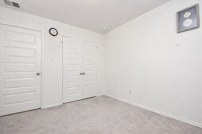 Building Photo - 22359 Auburn Cabin Ln