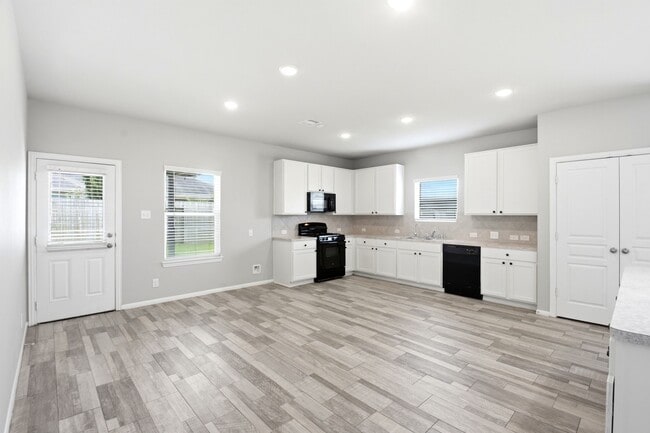 Building Photo - 16203 Centennial Light Dr