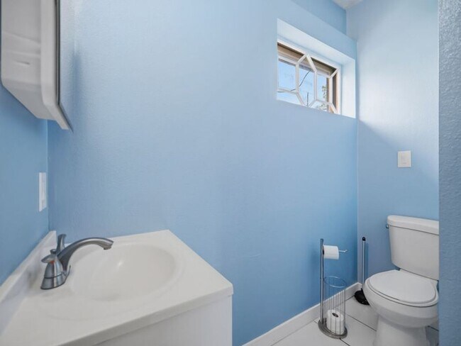 Building Photo - Stunning Updated Home in North Spokane | Bright Interiors, Modern Kitchen & Private Patio