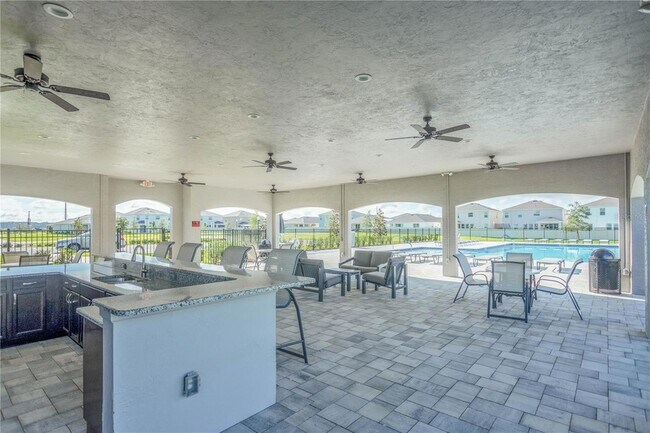 Building Photo - 8748 SW 49th Cir