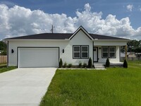 Building Photo - Lovely New Home in Old Hickory - Fenced in...